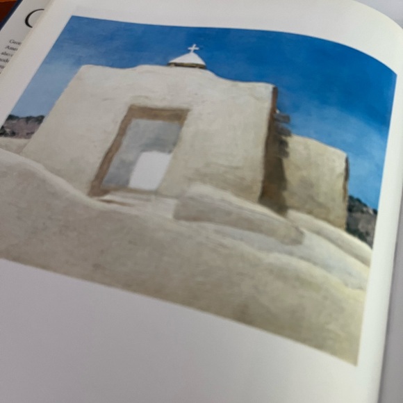 Barnes & Noble Georgia O'Keeffe Art Book - Blue and Cream - Picture 5 of 12